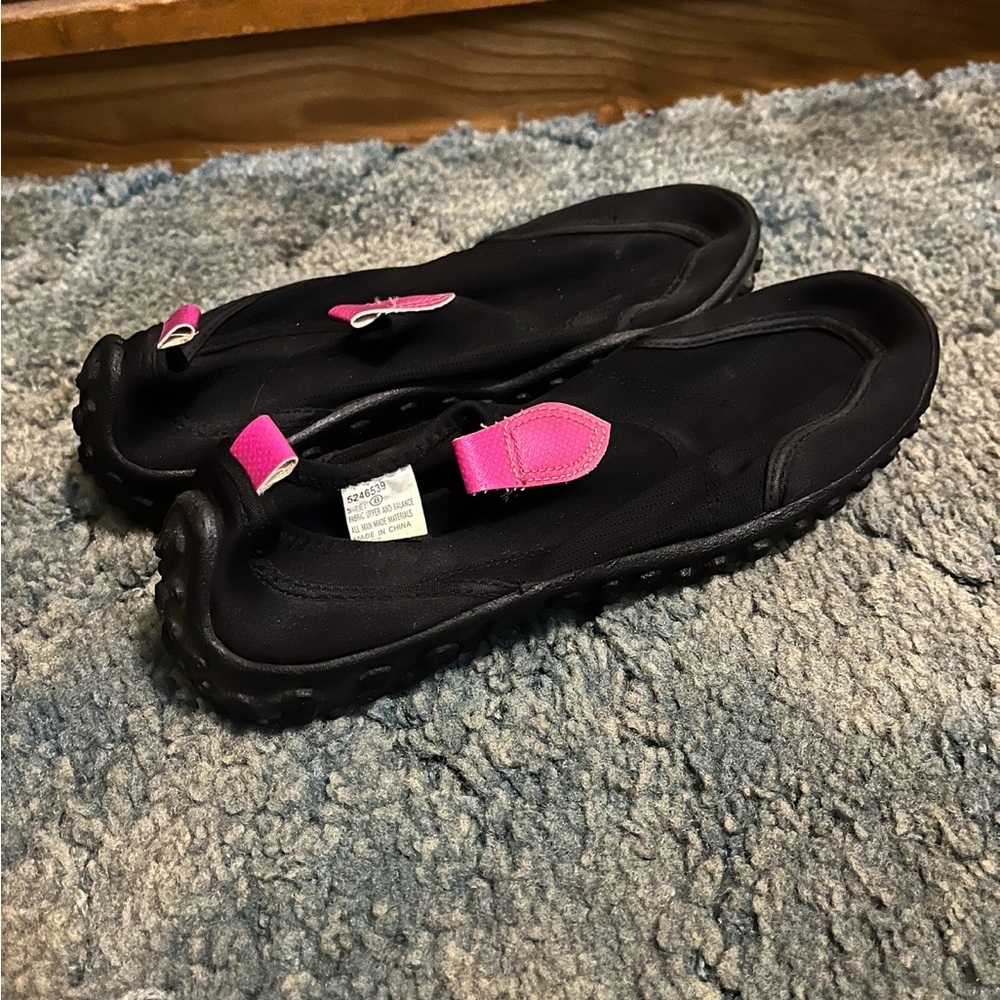 Water shoes